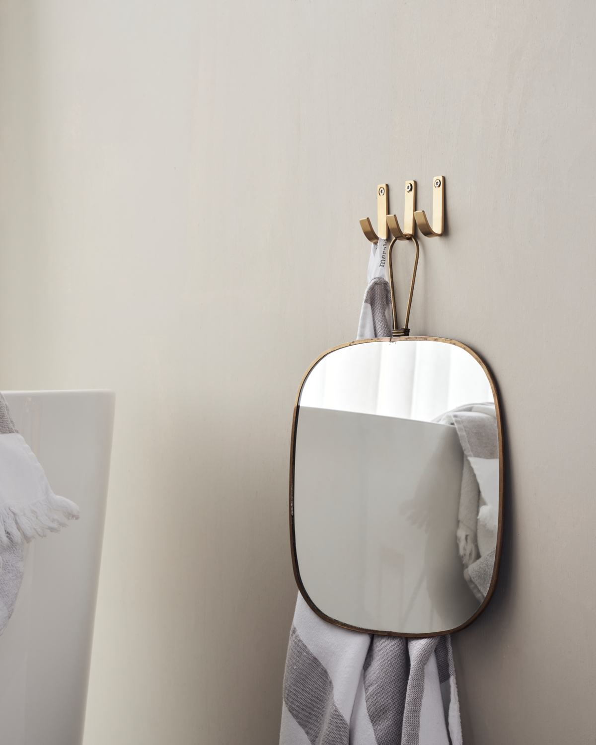 Haken, Messing-Finish matt