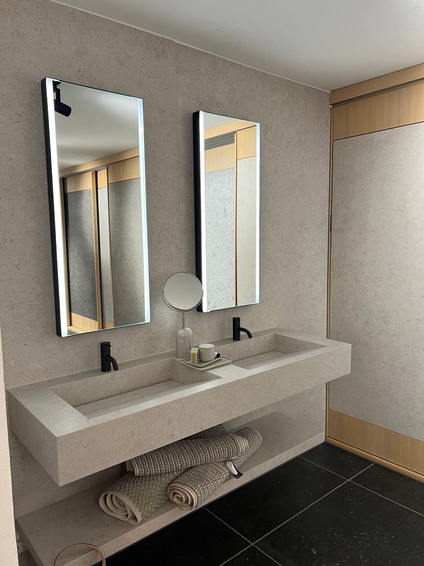 Badematte farbig gewebt