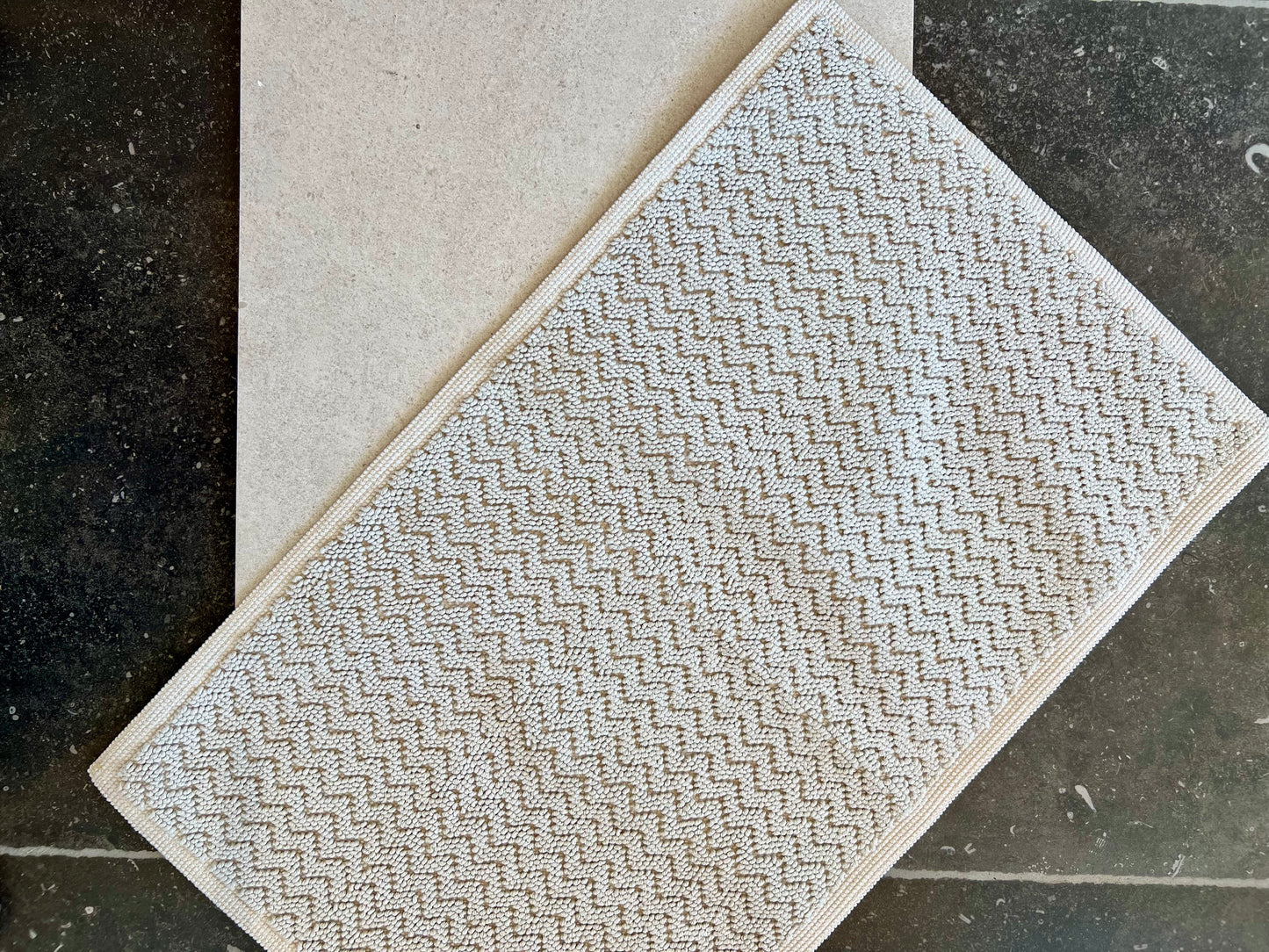 Badematte zickzack gewebt beige